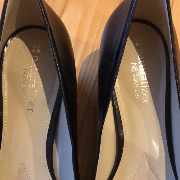 Naturalizer black leather pumps - Picture 8 of 9